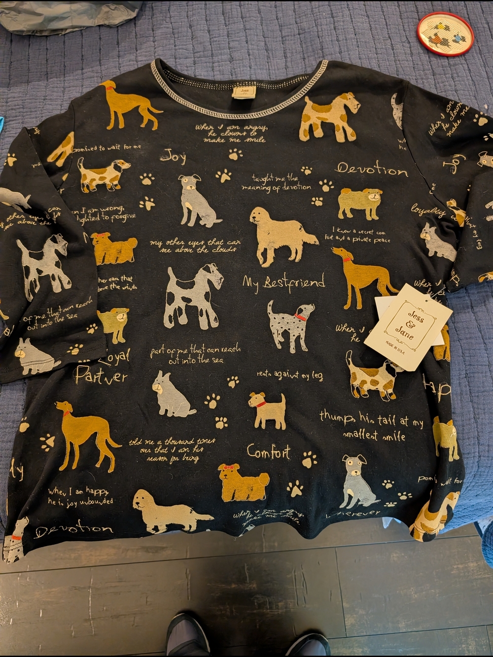 NWT Women's Black Dog-Print 3/4  Sleeve Tee